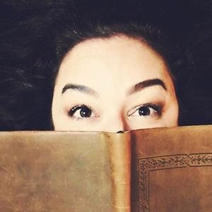 Meet your Posher, Caroline